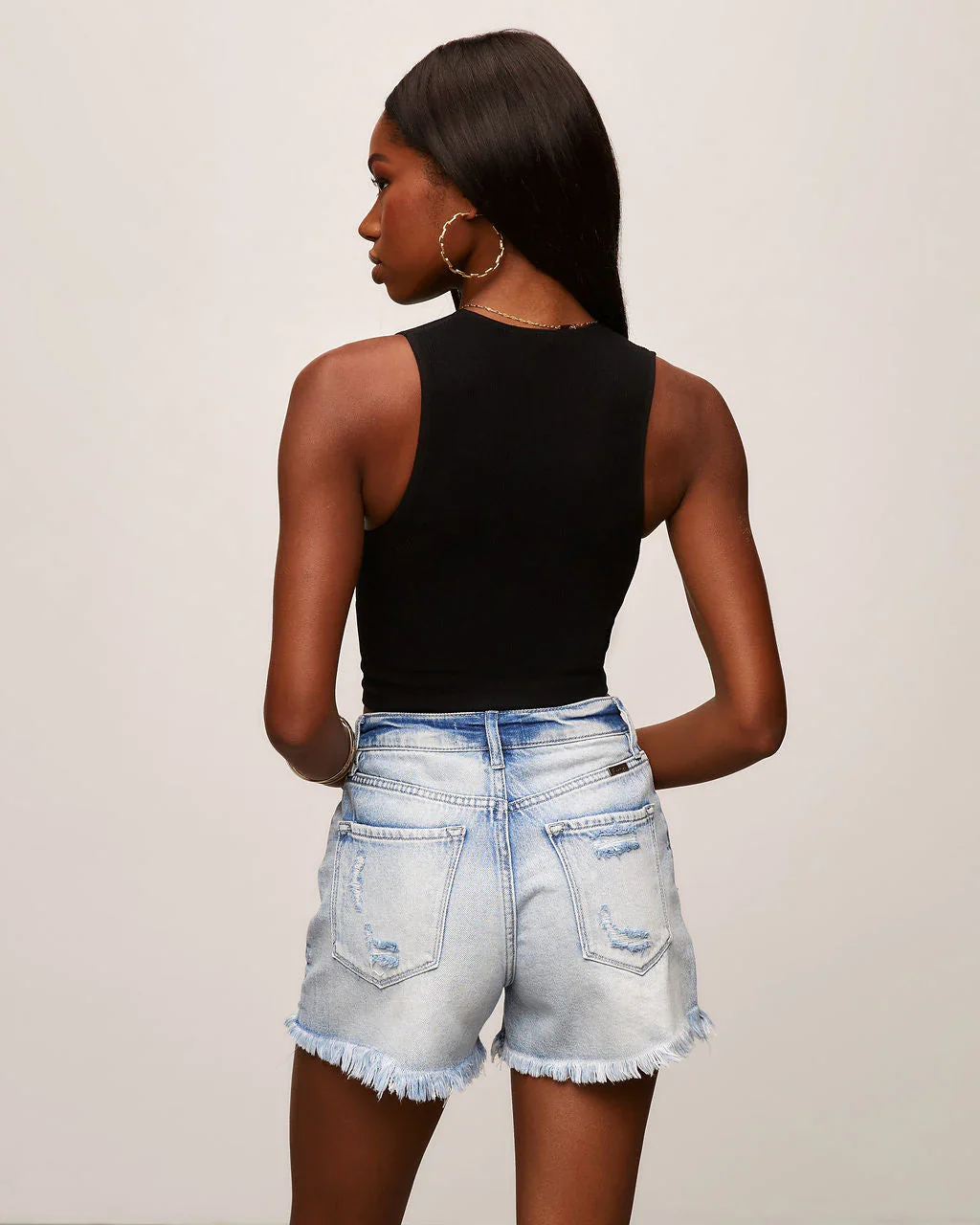 Gigi Ribbed V-Neck Crop Tank